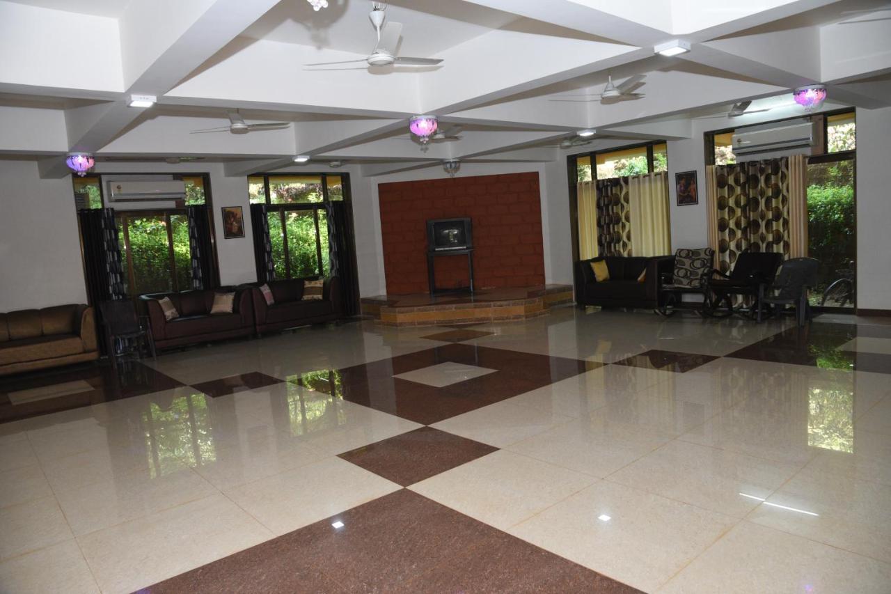 Shree Ramkrishna Anandvan Ratnāgiri エクステリア 写真